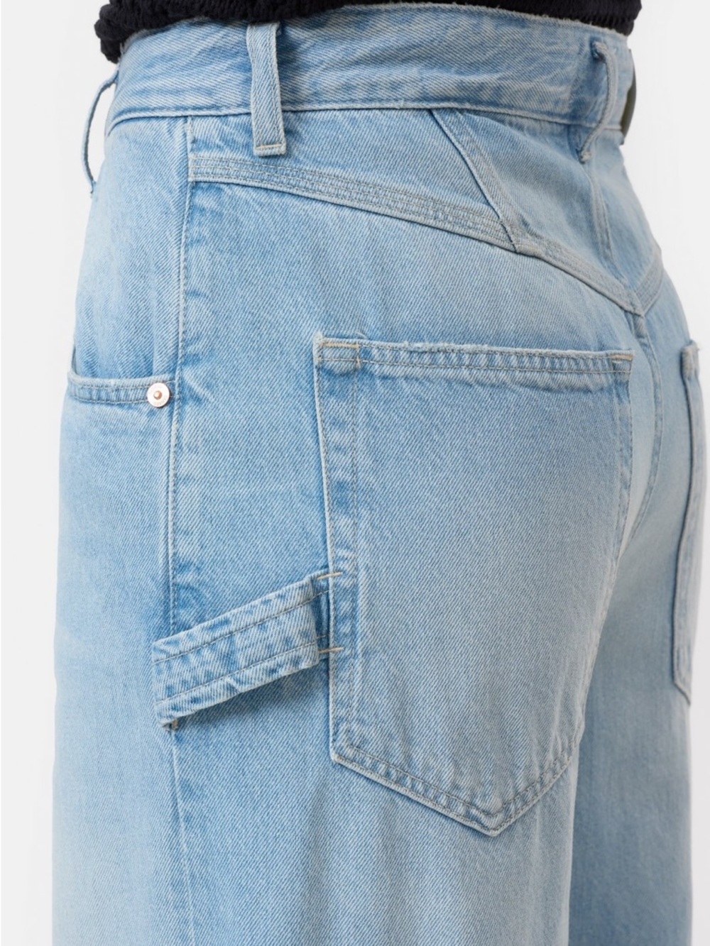 Closed Pale Blue Wide-Leg Jeans with Utility Loop